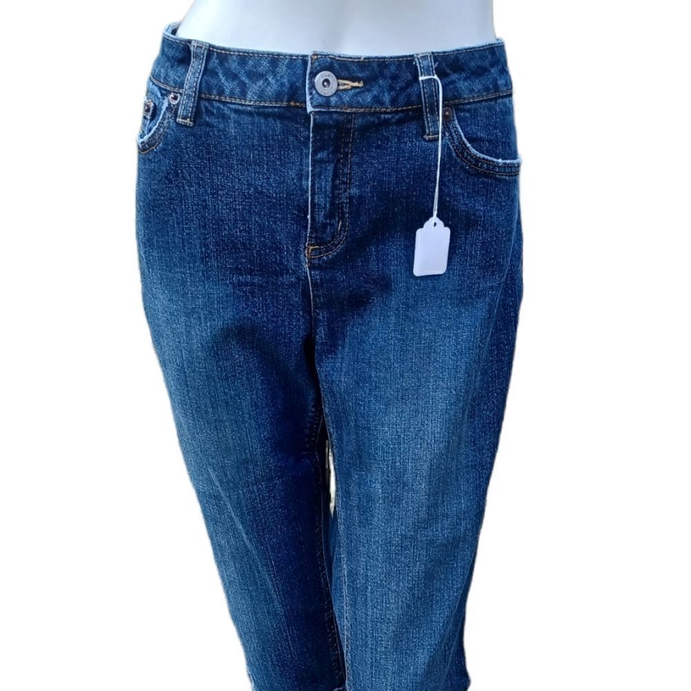 59699.....Liz&Co. Petite Stretch Crop Jeans Size 12